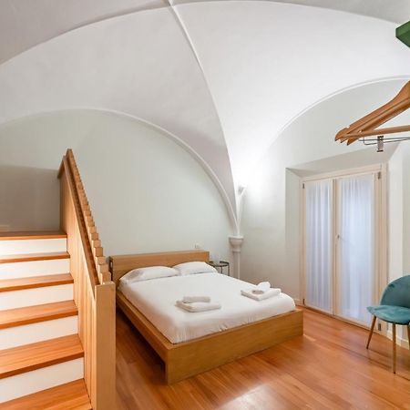 Modern Flat - Borgonuovo 23 Lejlighed Bologna Eksteriør billede