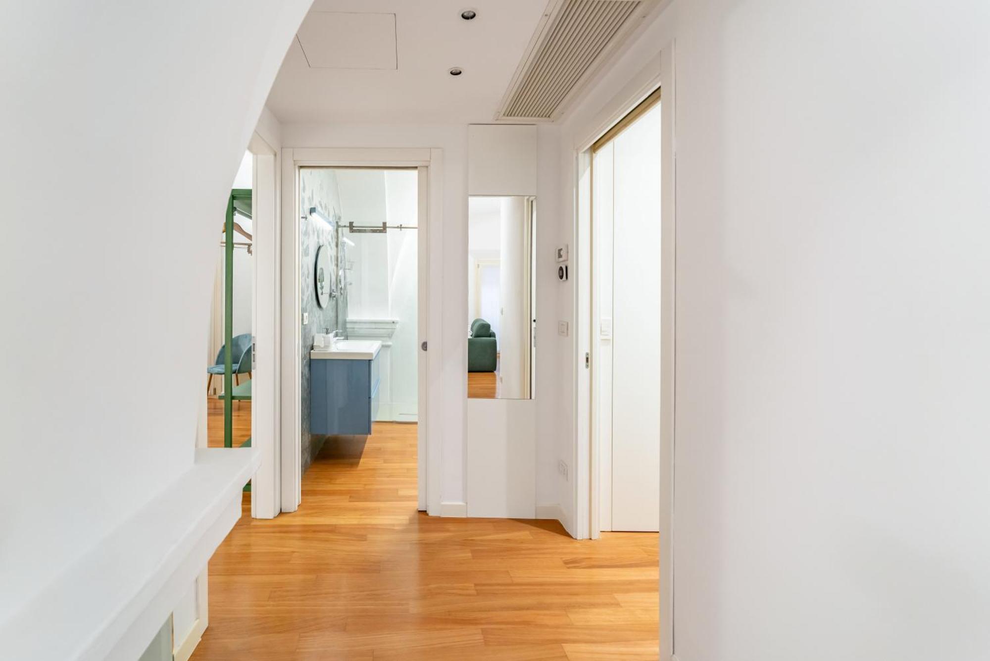 Modern Flat - Borgonuovo 23 Lejlighed Bologna Eksteriør billede