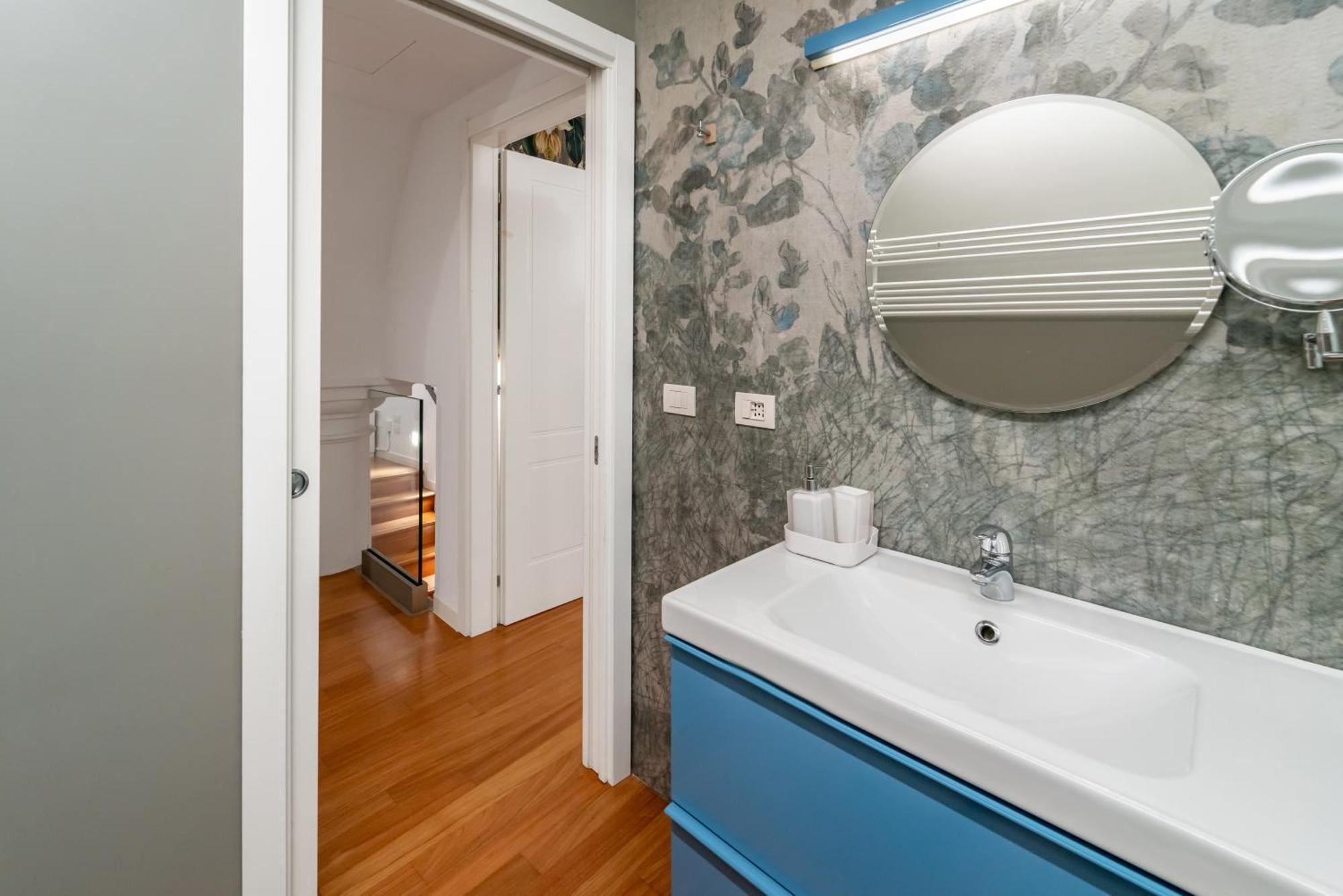 Modern Flat - Borgonuovo 23 Lejlighed Bologna Eksteriør billede