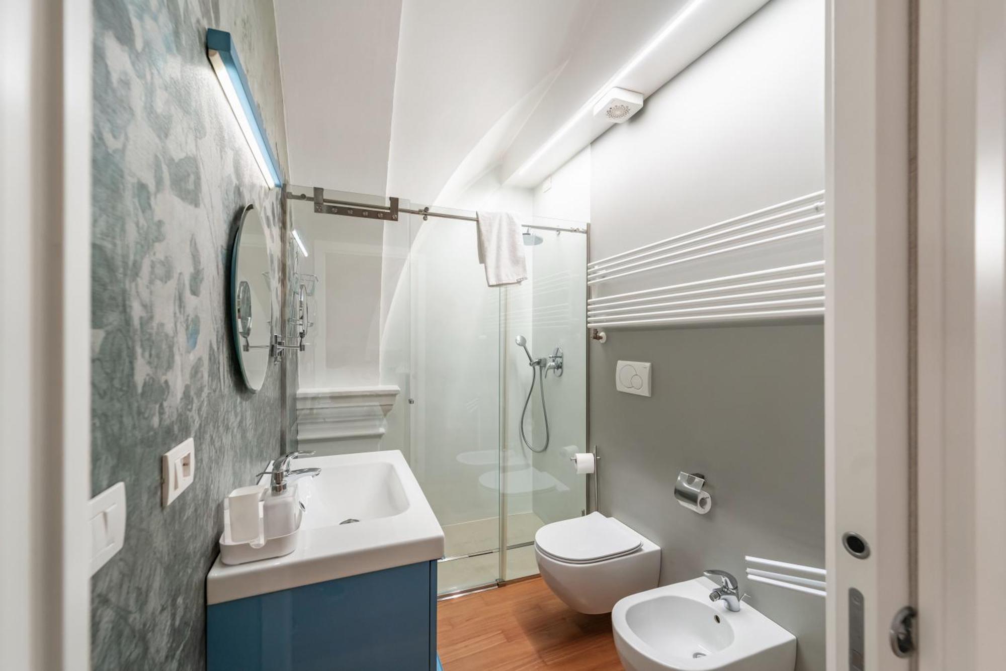 Modern Flat - Borgonuovo 23 Lejlighed Bologna Eksteriør billede